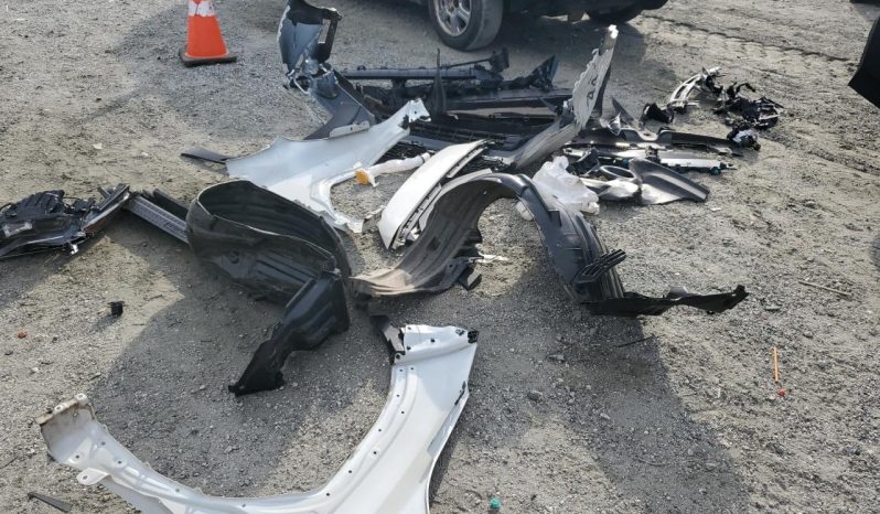 
								Subaru Crosstrek full									