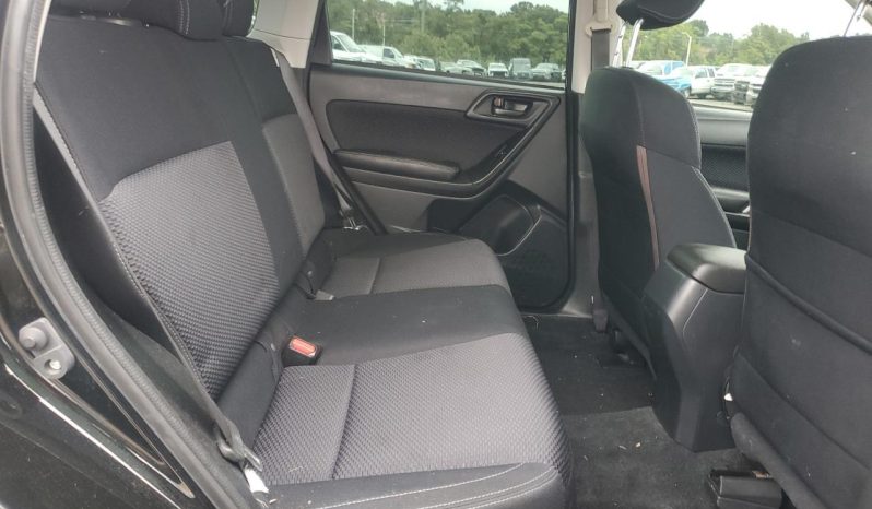 
								Subaru Forester full									