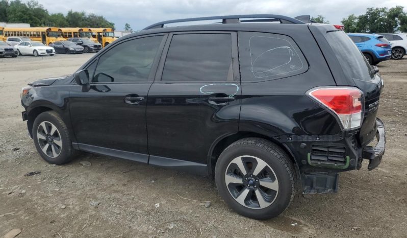 
								Subaru Forester full									