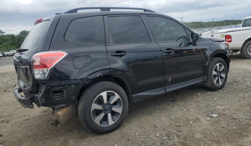 
								Subaru Forester full									