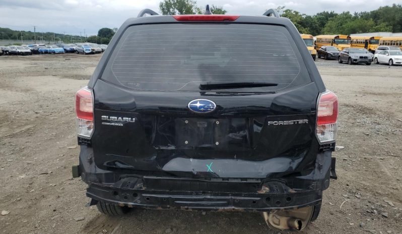 
								Subaru Forester full									