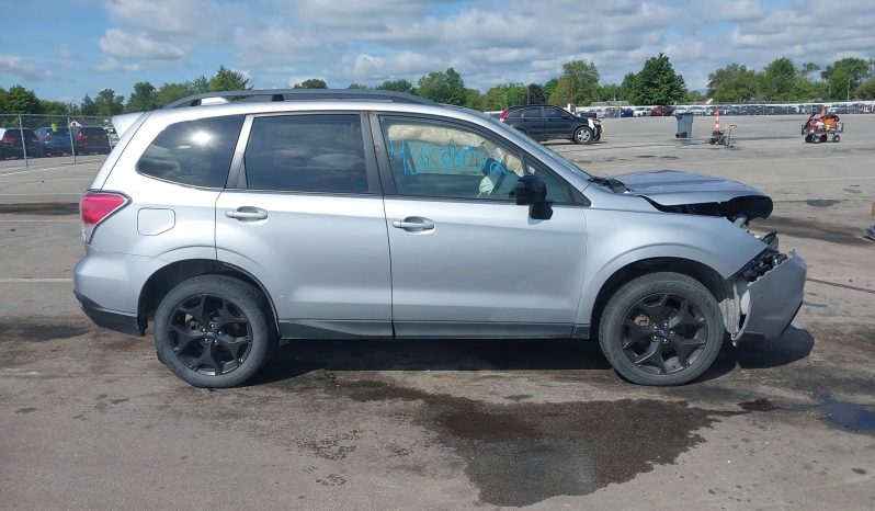 
								2018 Subaru Forester full									
