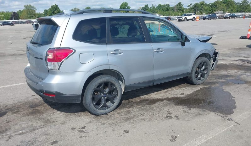 
								2018 Subaru Forester full									