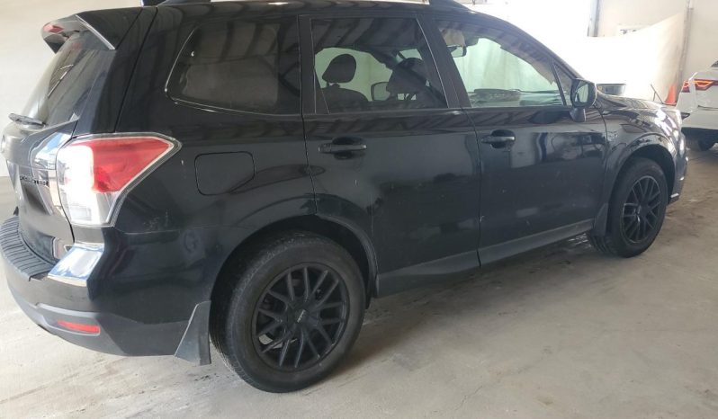 
								Subaru Forester full									