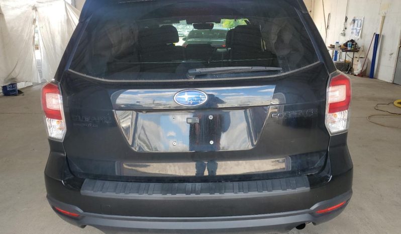 
								Subaru Forester full									