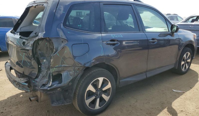 
								Subaru Forester full									