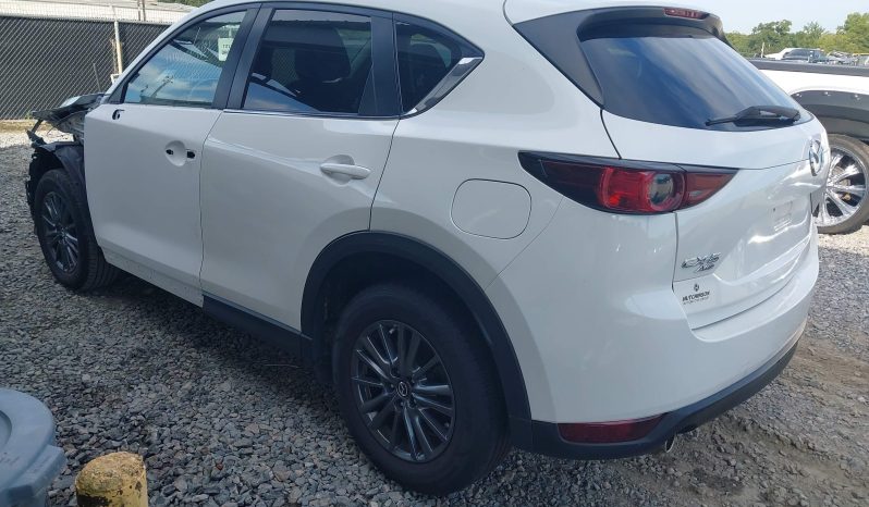 
								Mazda CX-5 full									