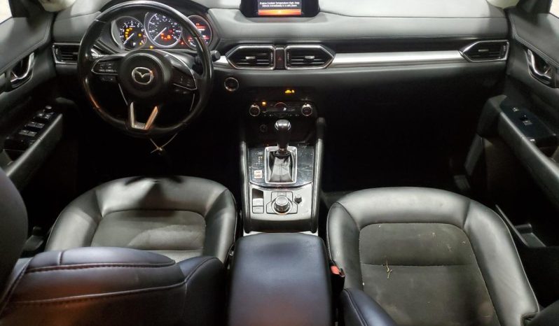 
								Mazda CX-5 full									
