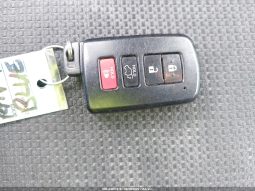 
										Toyota RAV4 full									