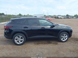 
										2025 Chevrolet Trax full									