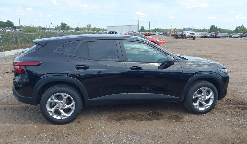 
								2025 Chevrolet Trax full									