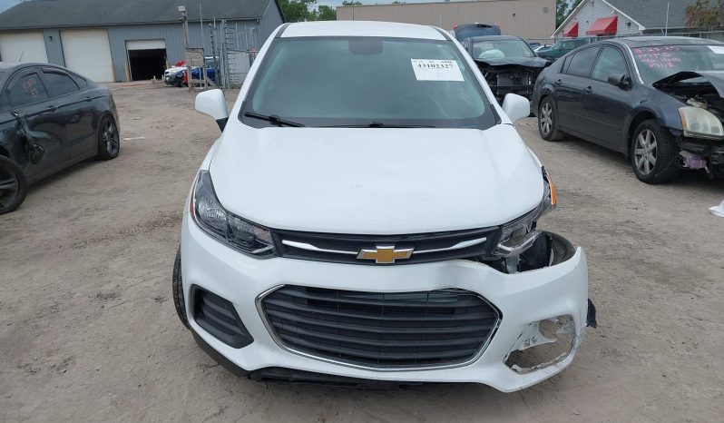 
								Chevrolet Trax full									