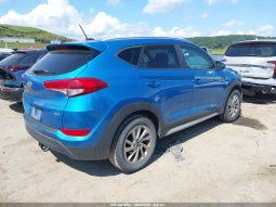 
										Hyundai Tucson full									