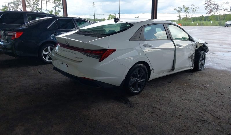 
								HYUNDAI ELANTRA full									