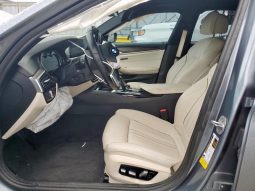 
										2017 BMW 5 Series full									