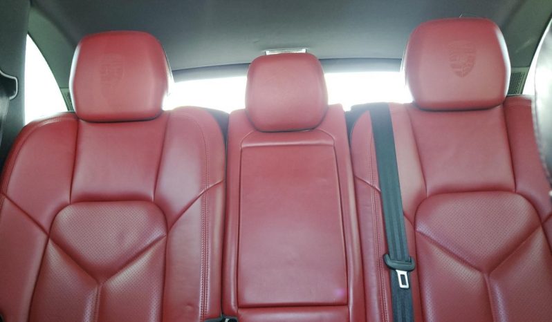 
								Porsche Cayenne full									