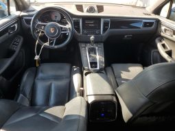 
										Porsche Macan full									