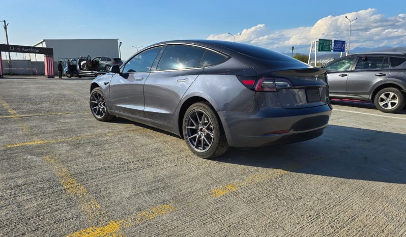 TESLA MODEL 3 full