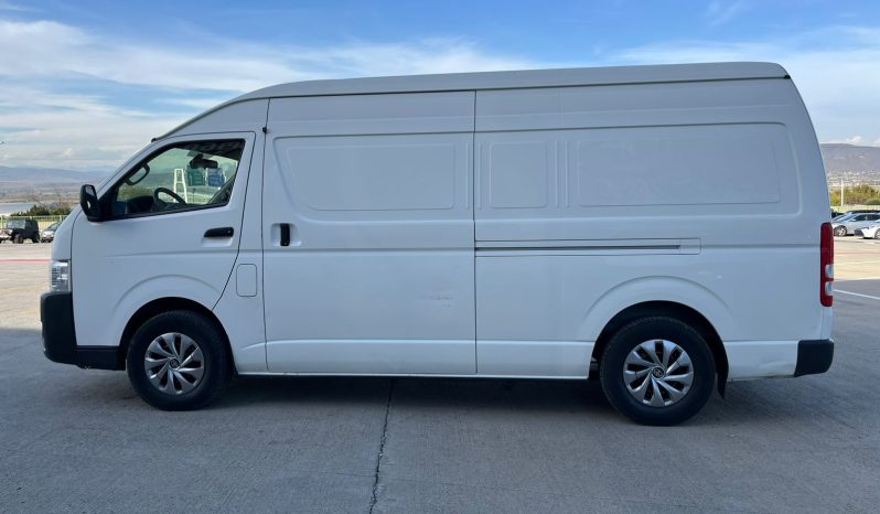 TOYOTA HIACE full