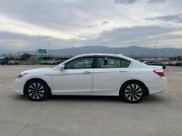 
										HONDA ACCORD HYBRID full									