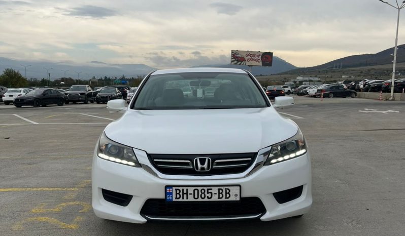 
								HONDA ACCORD HYBRID full									