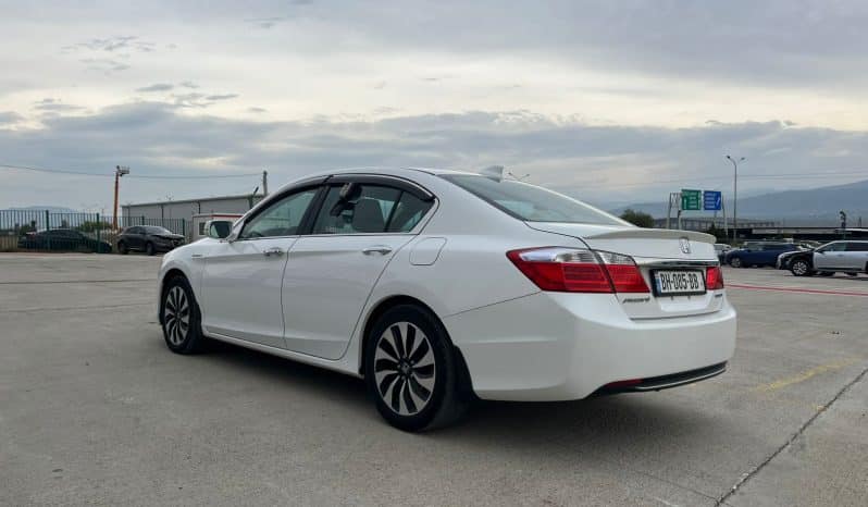 
								HONDA ACCORD HYBRID full									