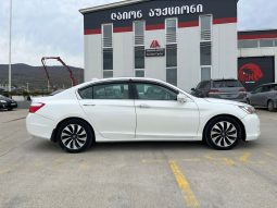 
										HONDA ACCORD HYBRID full									