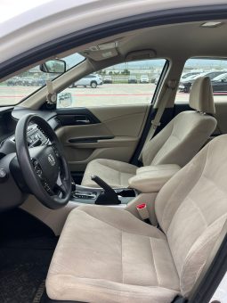 
										HONDA ACCORD HYBRID full									