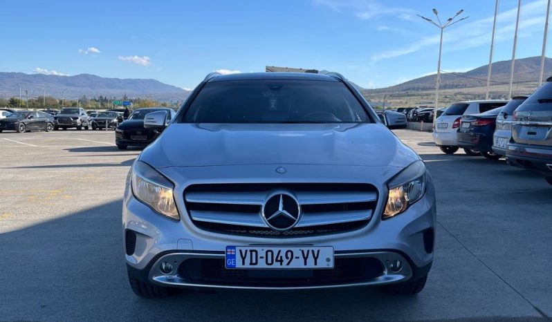 
								Mercedes-Benz GLA full									
