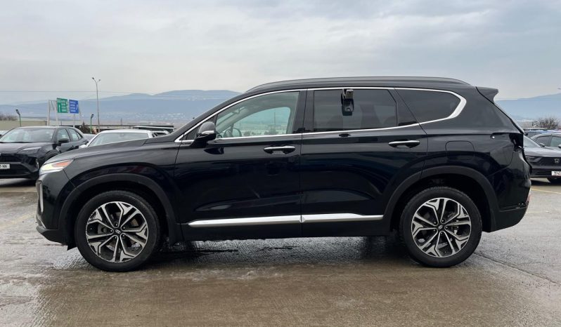 
								Hyundai Santa Fe full									