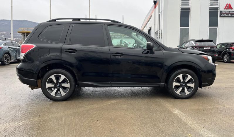 
								Subaru Forester full									