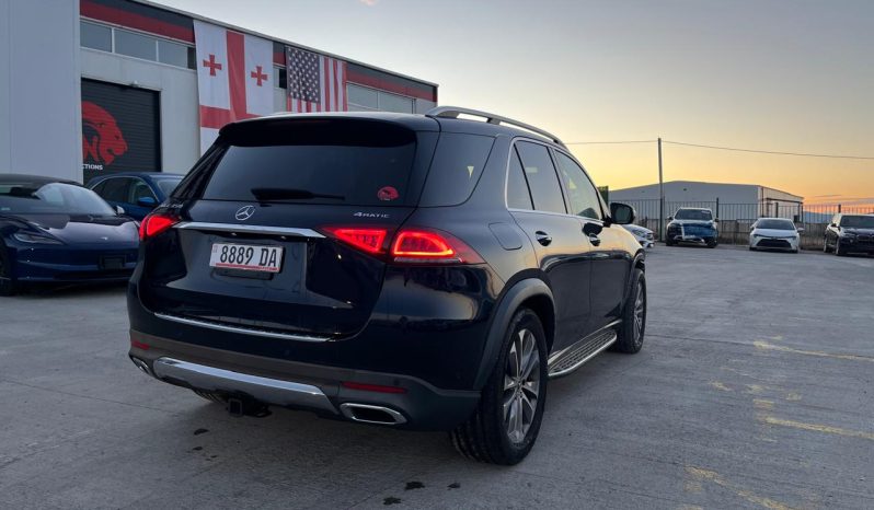 
								Mercedes-Benz GLE-Class full									