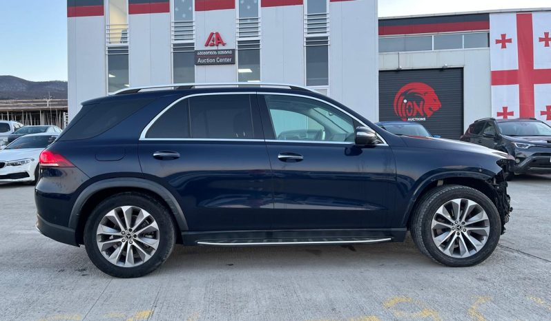 
								Mercedes-Benz GLE-Class full									