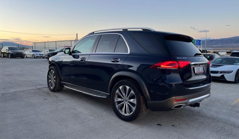 
								Mercedes-Benz GLE-Class full									