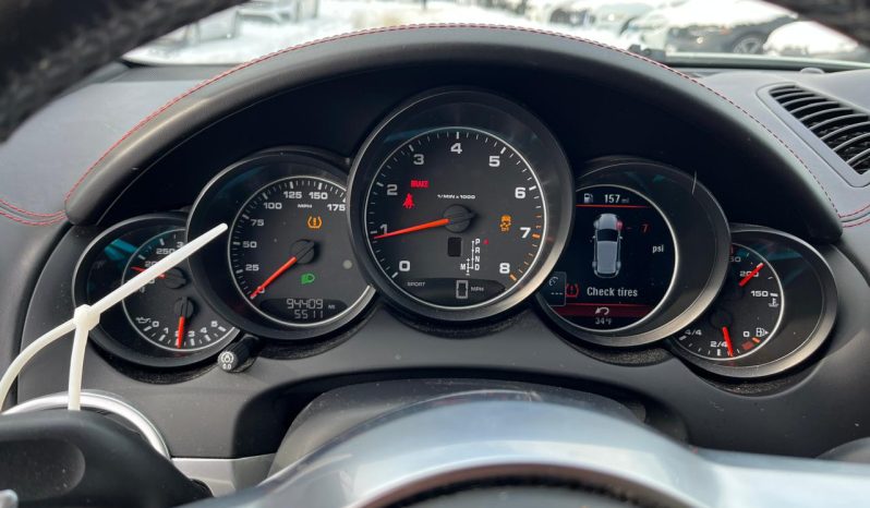 
								Porsche Cayenne full									