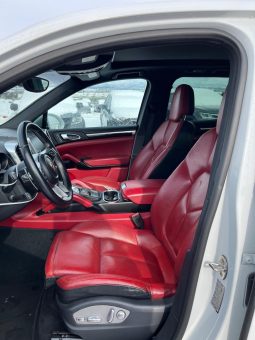 
										Porsche Cayenne full									
