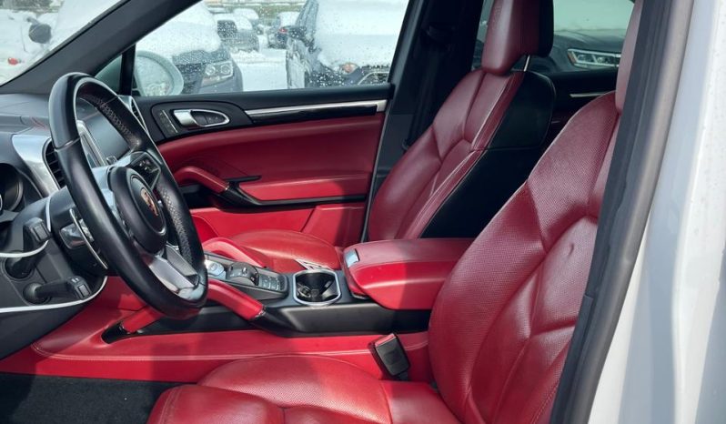 
								Porsche Cayenne full									