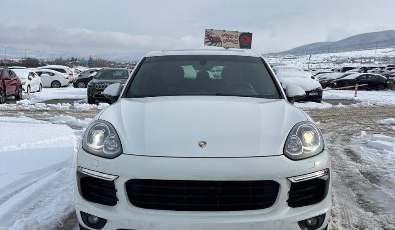 
								Porsche Cayenne full									