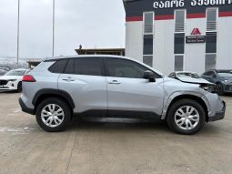 
										2025 Toyota Corolla Cross full									