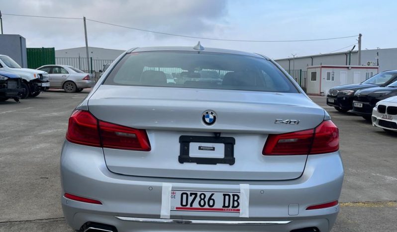
								BMW 5 Series full									