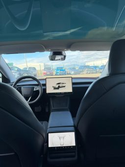 
										Tesla MODEL 3 full									