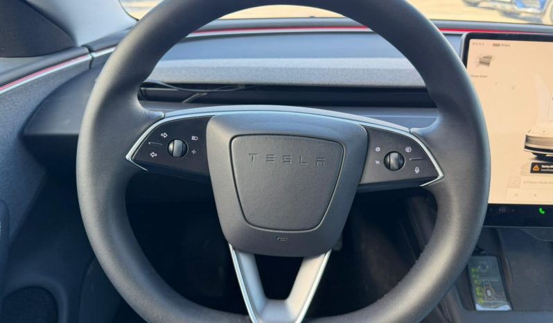 
								Tesla MODEL 3 full									