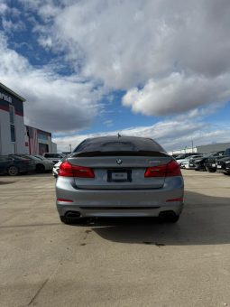 
										2017 BMW 5 Series full									