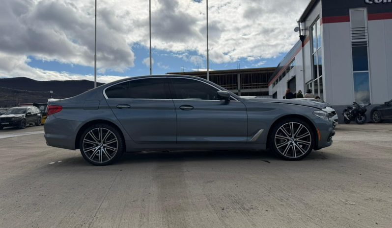 
								2017 BMW 5 Series full									