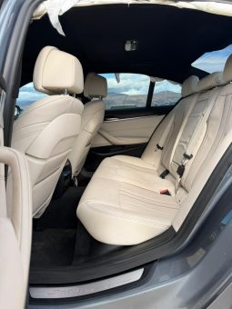 
										2017 BMW 5 Series full									