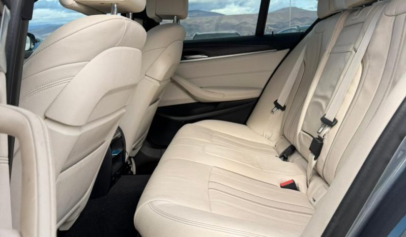 
								2017 BMW 5 Series full									