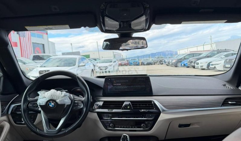 
								2017 BMW 5 Series full									