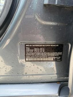 
										2017 BMW 5 Series full									