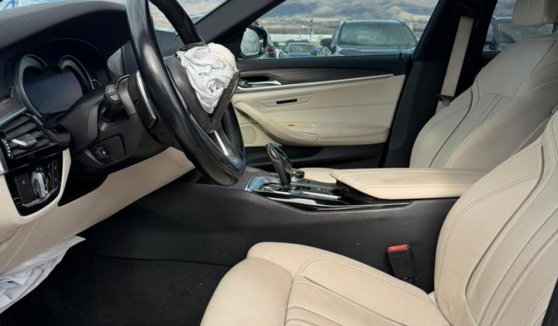 
								2017 BMW 5 Series full									