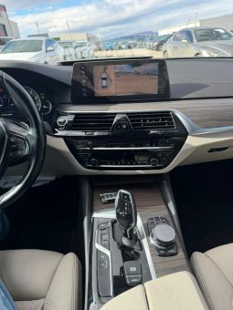 
										2017 BMW 5 Series full									